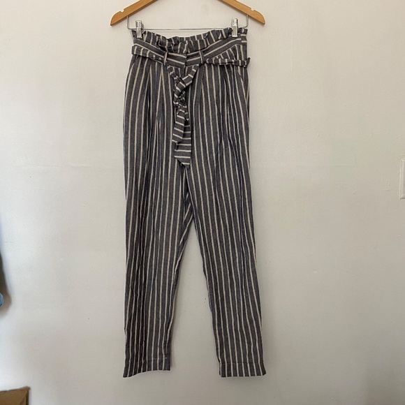 Urban Outfitters Gianna Striped High-Rise Paperbag Linen Blend Pants - Picture 3 of 5
